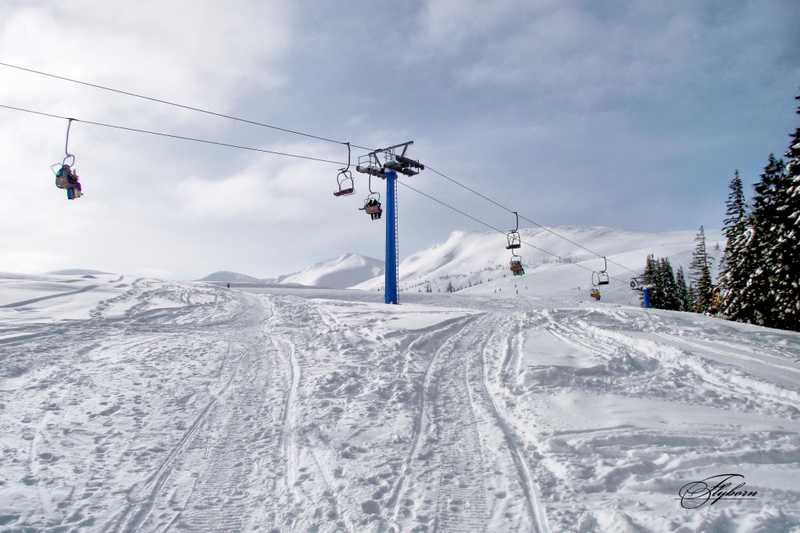 вверх горы пейзаж Карпаты лыжи сноуборд горнолыжный