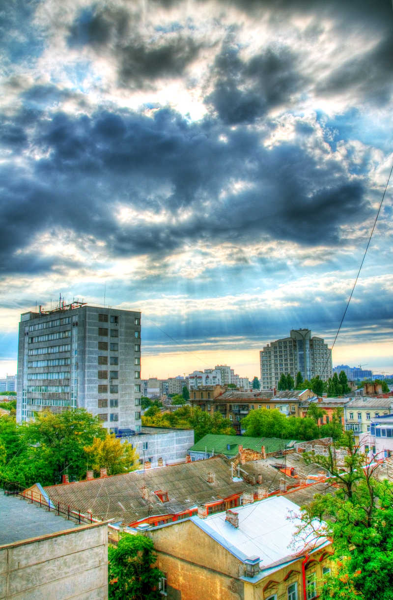 Вид с рабочего окна на город Одесса  HDR